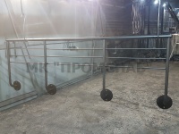 ОГБ(Ст3) 900/800/1 поручень 40х3,0/стойка 32х2,0/3 ригеля круг 14/фланец 180х5,0