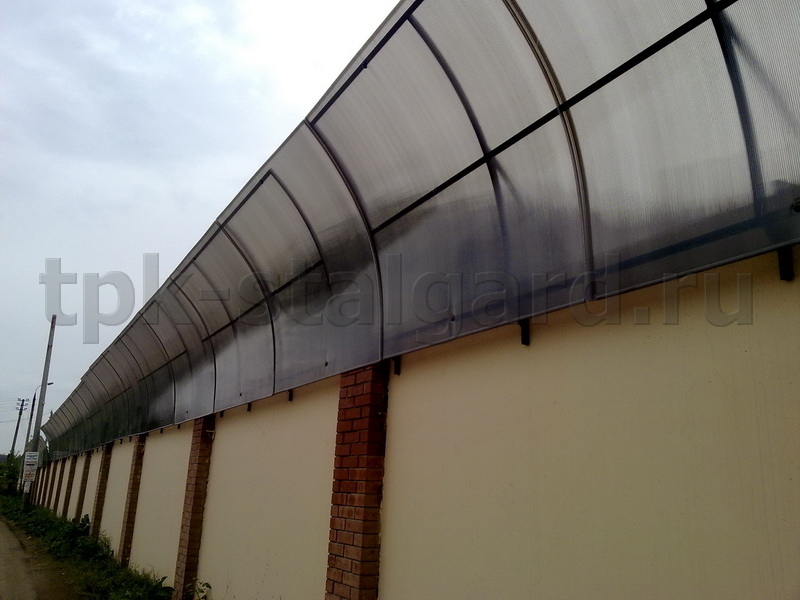 Забор с ветрозащитой из поликорбаната/6405
